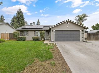 606 N Orange Avenue, Exeter, CA 93221
