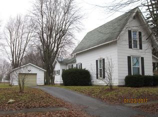 611 E Wabash St, Converse, IN 46919