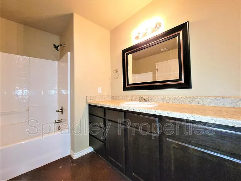 1512 Brady Way — Photo 9
