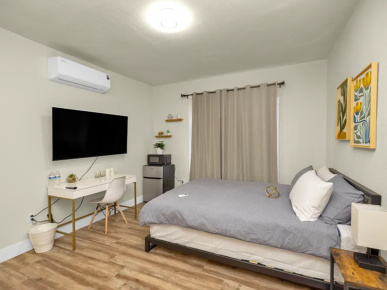 717 E McKinley Ave #B — Photo 4