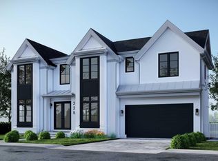 225 Lentz Ave, Paramus, NJ 07652