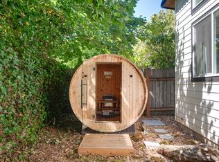 1919 SE 80th Ave #B, Portland, OR 97215