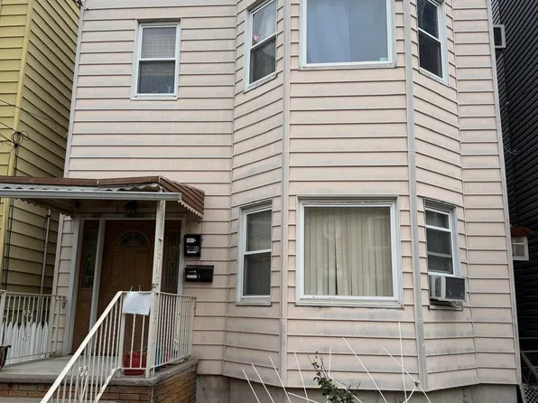 1200 27th Street image 1 of 1