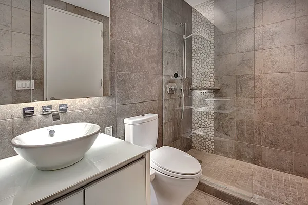 Rented by New York Residence | media 43