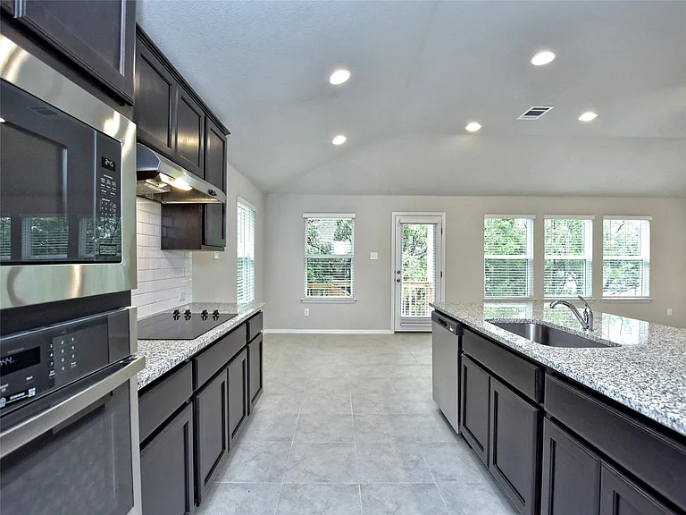 21310 Mount View Dr — Photo 12