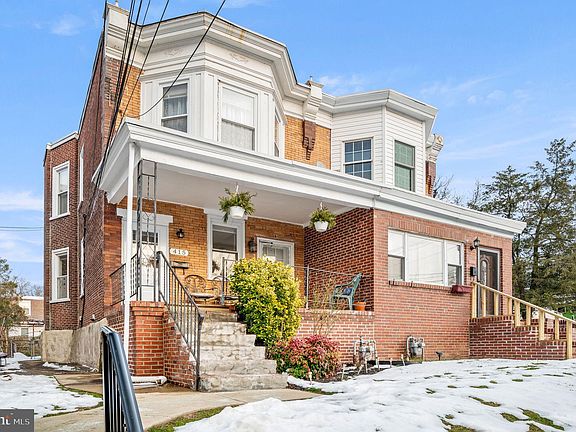 2nd image of 415 Lincoln Ave