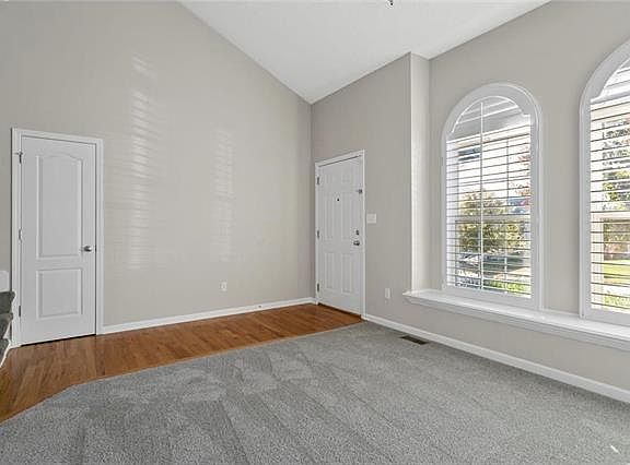 5th image of 8903 N Cosby Ave
