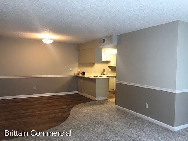 1st image of 4942 Stamas Ln APT 10