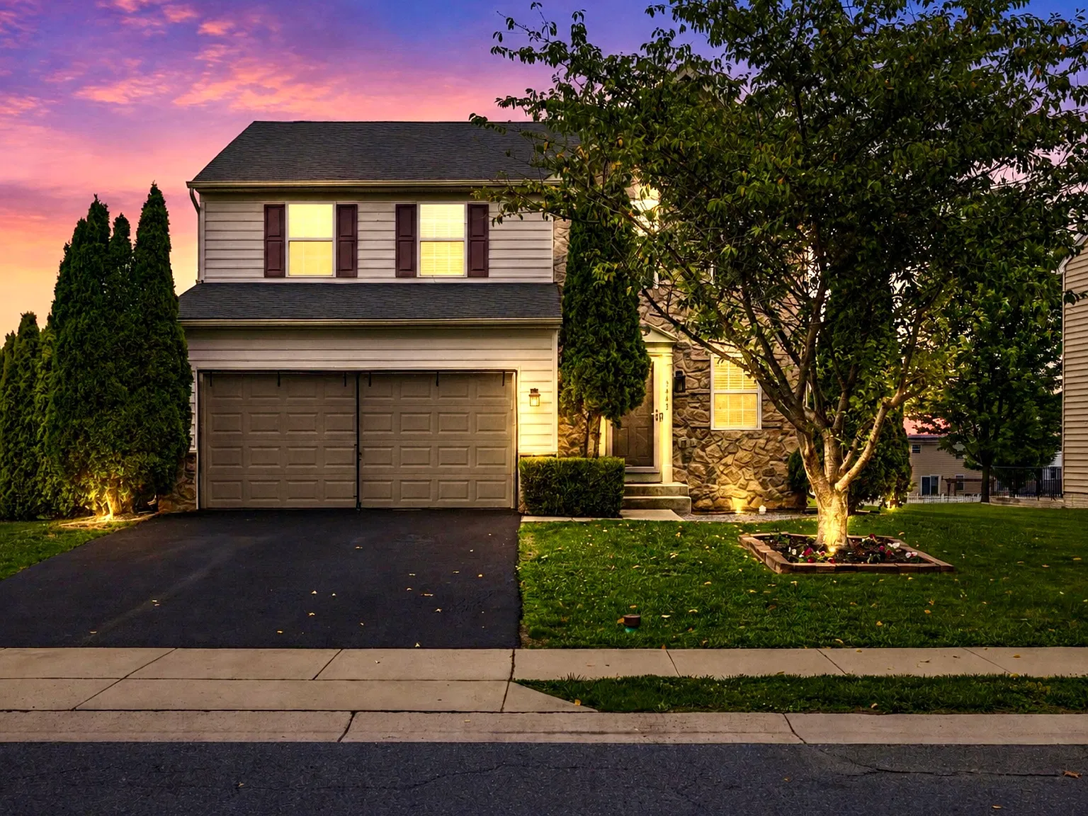 4 bed, 2224 sqft, $3,000 — Photo 1