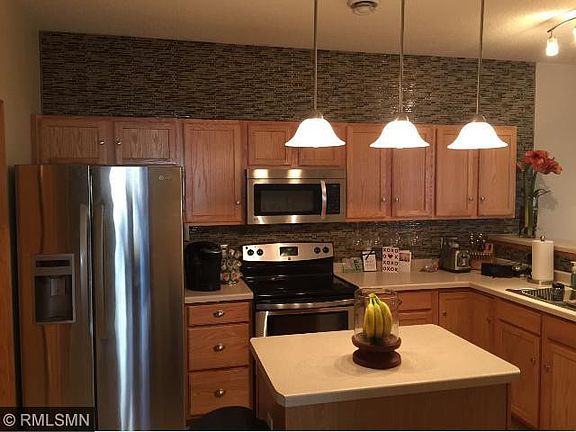 2nd image of 400 Frederick Cir