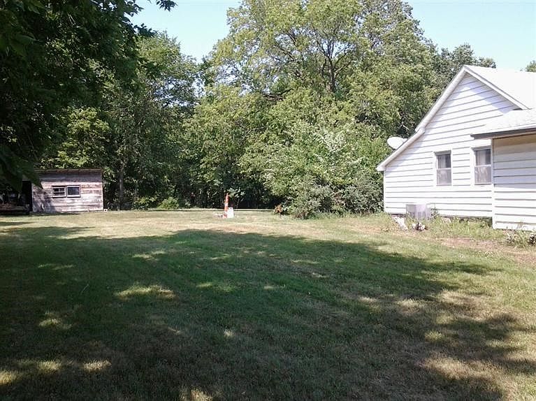 2nd image of 17300 Pella Rd