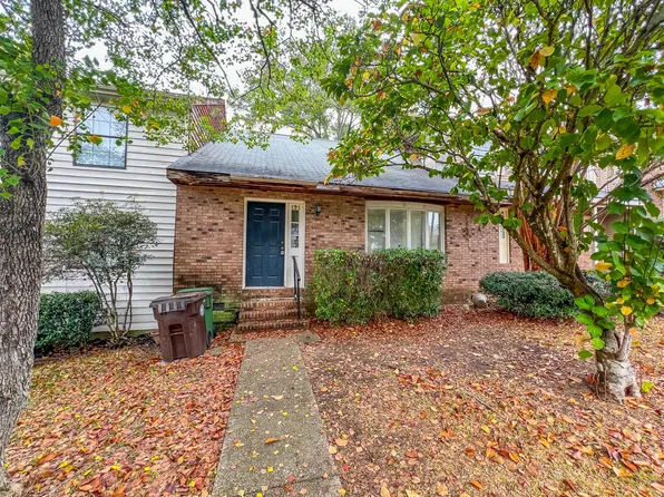 121 Brookwood Ln, Hattiesburg, MS 39401