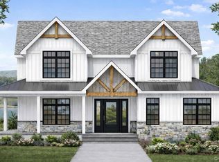 6 Dunwoodie Avenue, West Islip, NY 11795