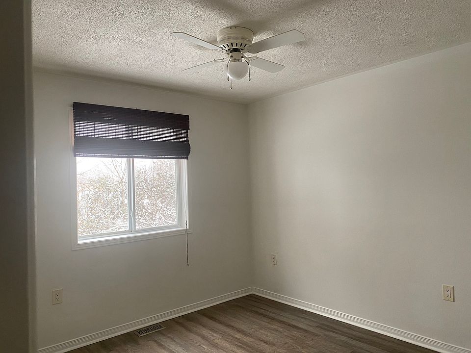 1st image of 350 Mary St