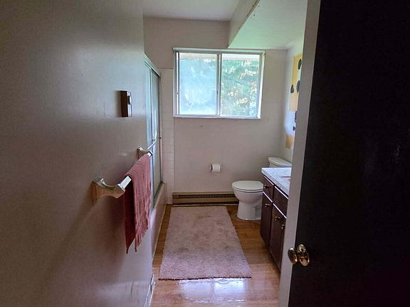 5th image of 557 Cedar Head Rd