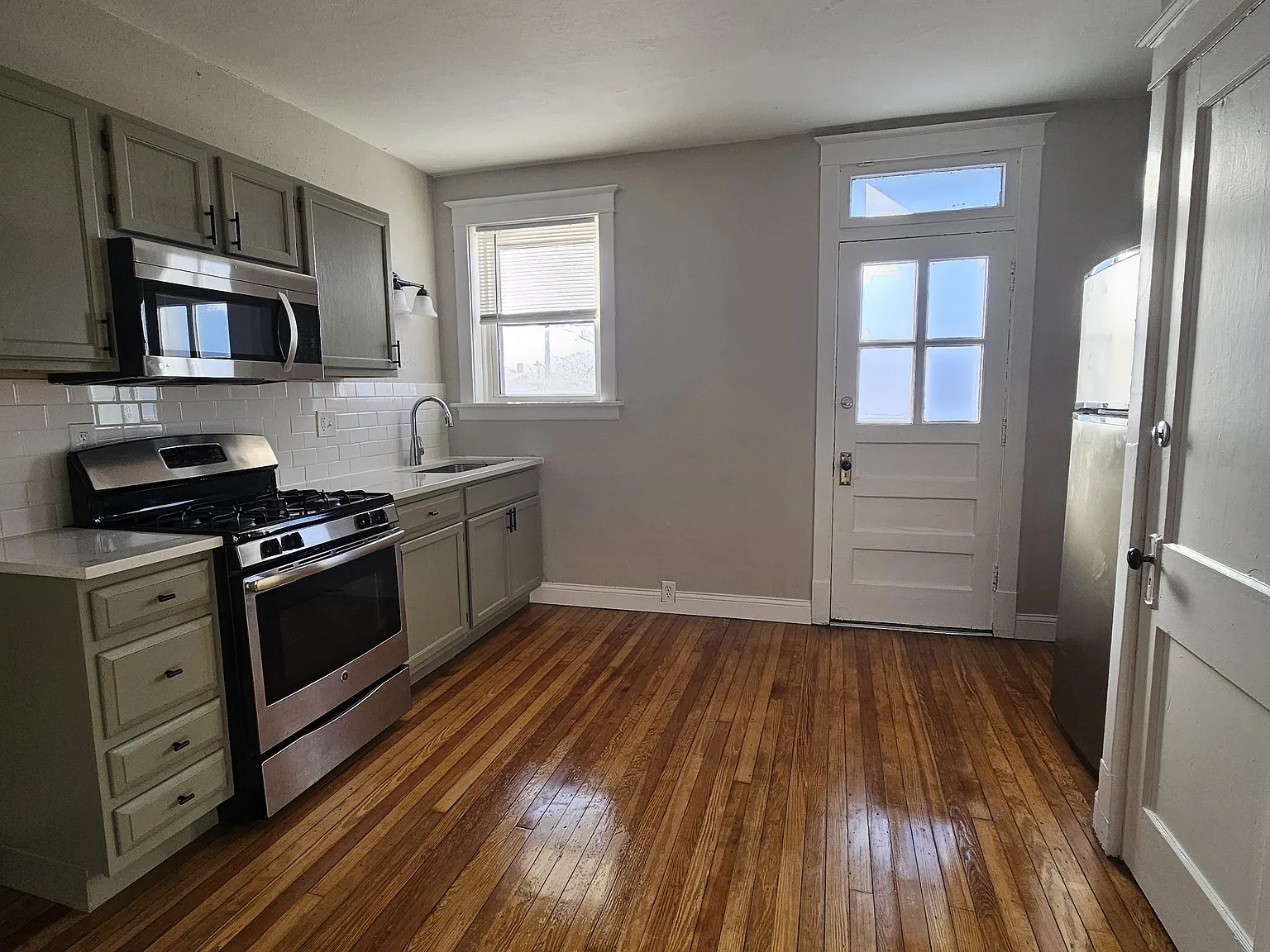 1 bed, 792 sqft, $815 — Photo 2