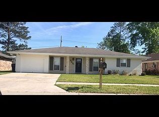 902 Eagle Dr, Houma, LA 70364