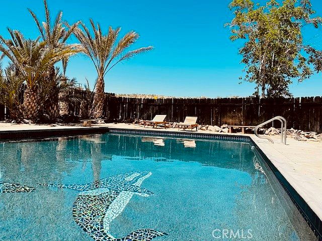 1st image of 72111 Sunnyslope Dr