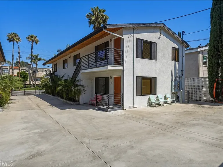 4965 Kester Ave #4 — Photo 3
