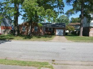 64 Buffalo Dr, Hampton, VA 23664