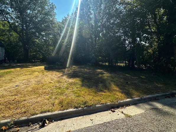 252 Hamilton St, Jackson, TN 38301