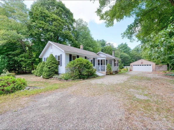 13 Crescent St, Plympton, MA 02367