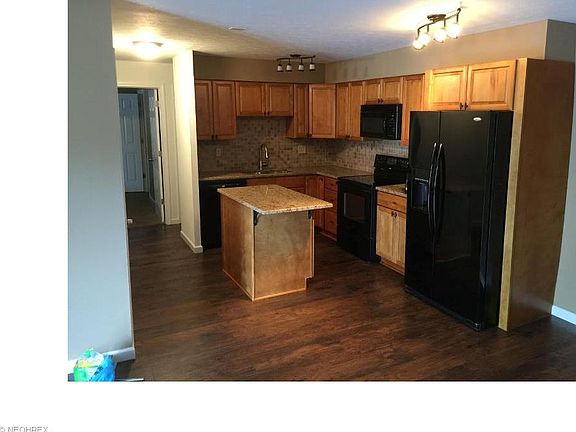 4th image of 23853 David Dr Unit 105