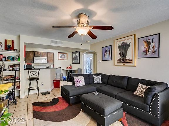 5th image of 5114 S Jones Blvd Unit 206