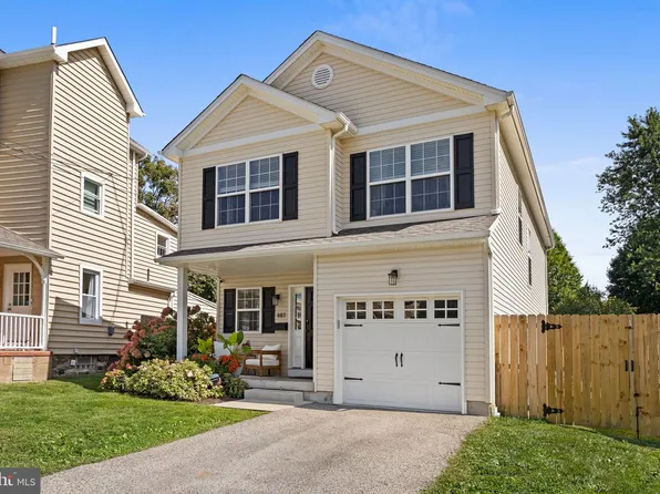 887 Penn St, Bryn Mawr, PA 19010