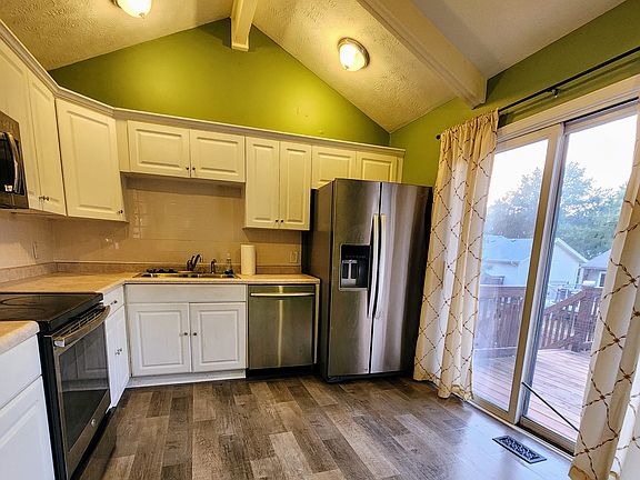 4th image of 12730 Grant Cir