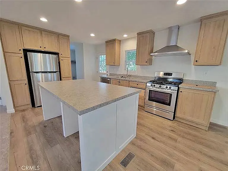 2920 Clark Rd #B4 — Photo 4