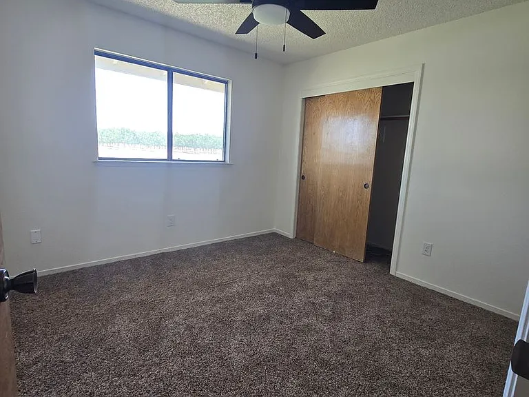 6695 Kent Ave — Photo 9