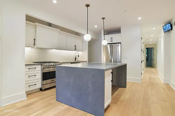 Sold by Corcoran | media 15