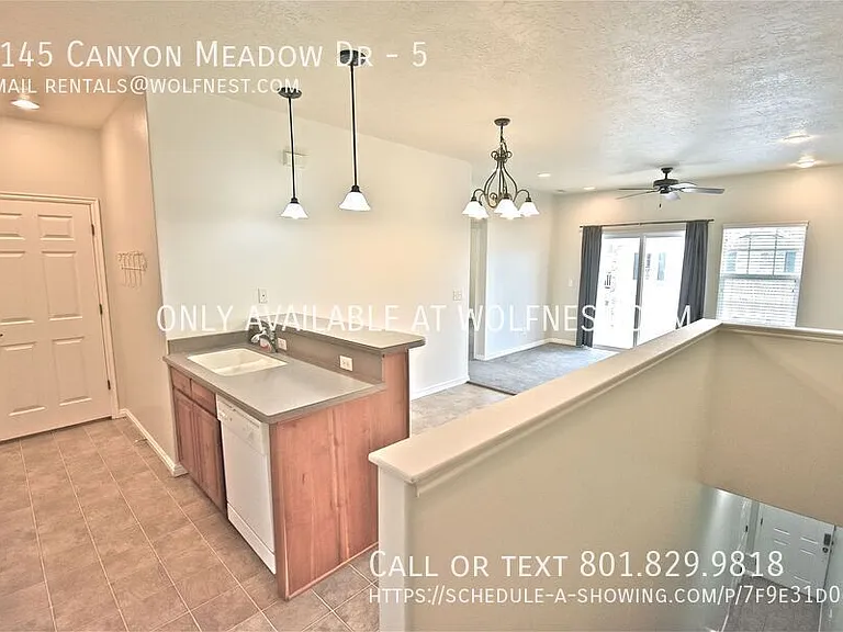 1145 S Canyon Meadow Dr #5 — Photo 3