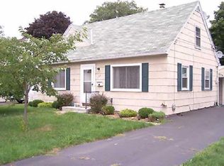 156 Greenfield Rd, Rochester, NY 14626