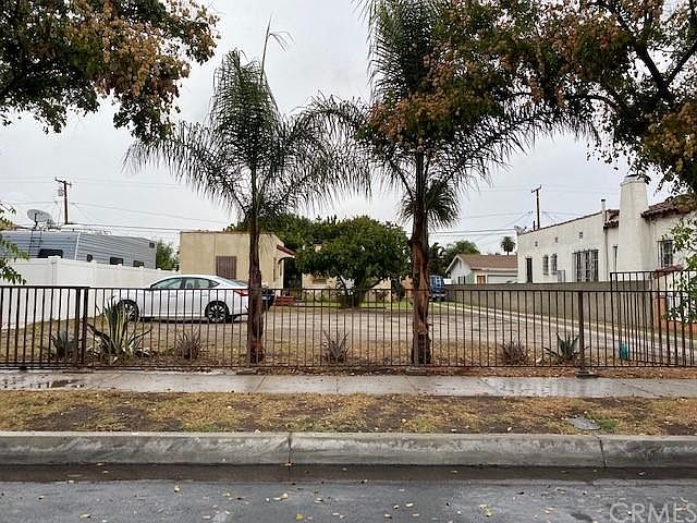 1st image of 4031 E 56th St