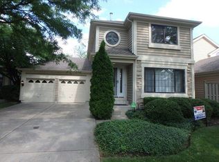 101 Otsego Ct, Bloomingdale, IL 60108