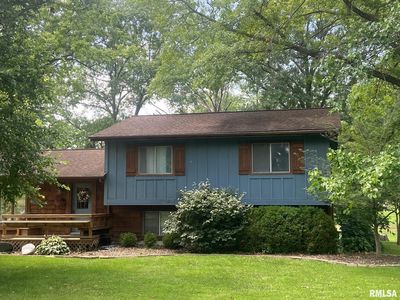 401 Sunset, Taylorville, IL, 62568