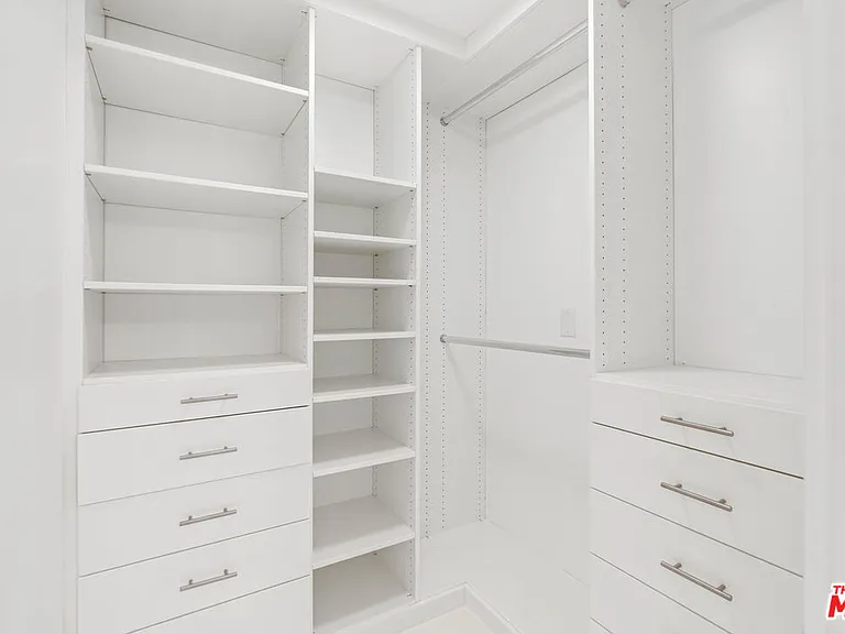 13700 Marina Pointe Dr #1915 — Photo 19