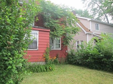 5th image of 3838 E 151st St