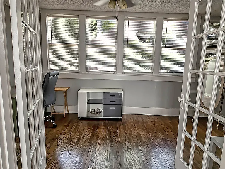 1389 Agnes Pl — Photo 27