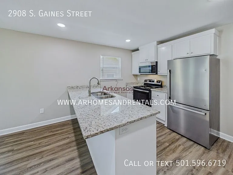 2908 S Gaines St — Photo 6