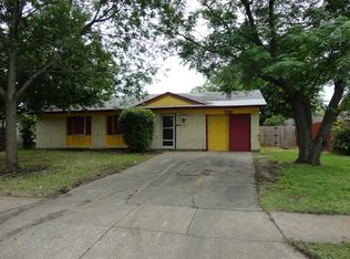 729 Keystone Dr, Mesquite, TX 75149