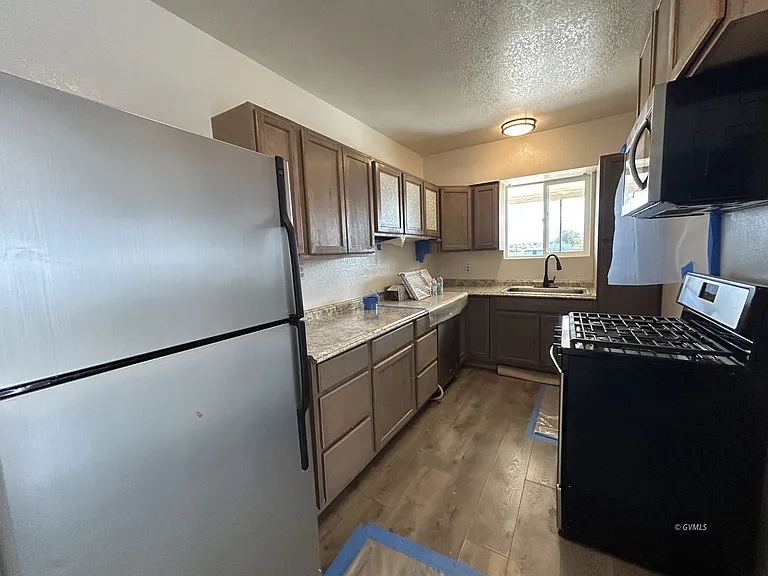 480 E Highway 70 #101 — Photo 2