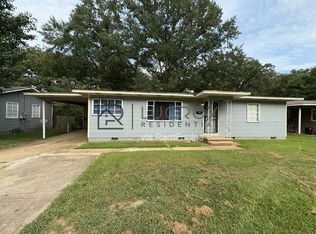 3030 Oak Forest Dr, Jackson, MS 39212
