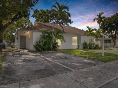 839 SW 8th St, Hallandale, FL, 33009