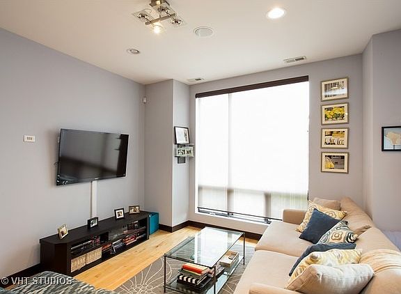 2nd image of 2130 W North Ave #205