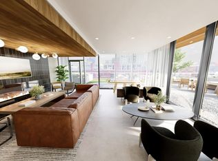 Neveseno, Chicago, IL 60616