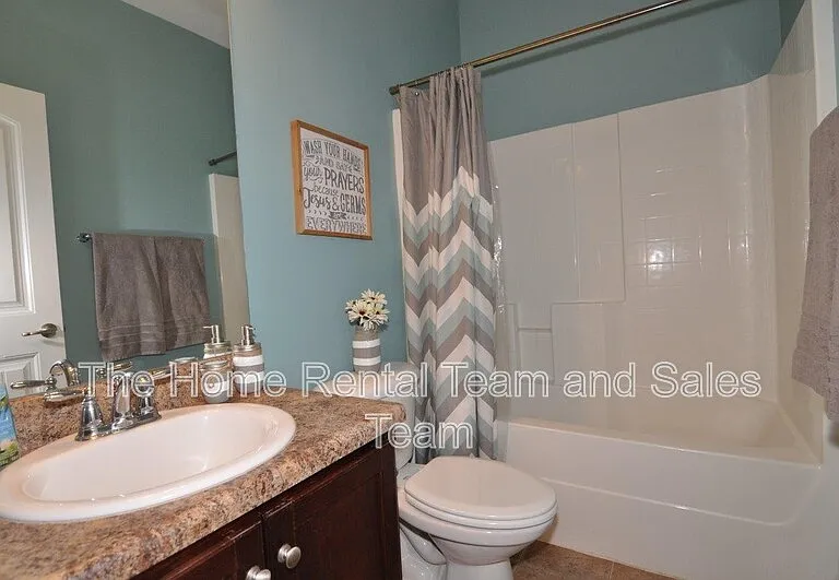 156 Cottonham Ct — Photo 27