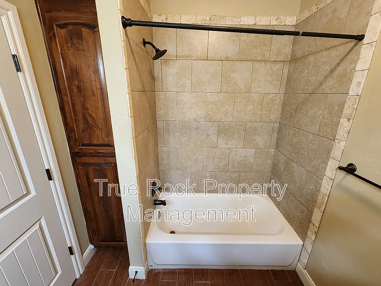 1329 N Monte Vista St #B — Photo 13